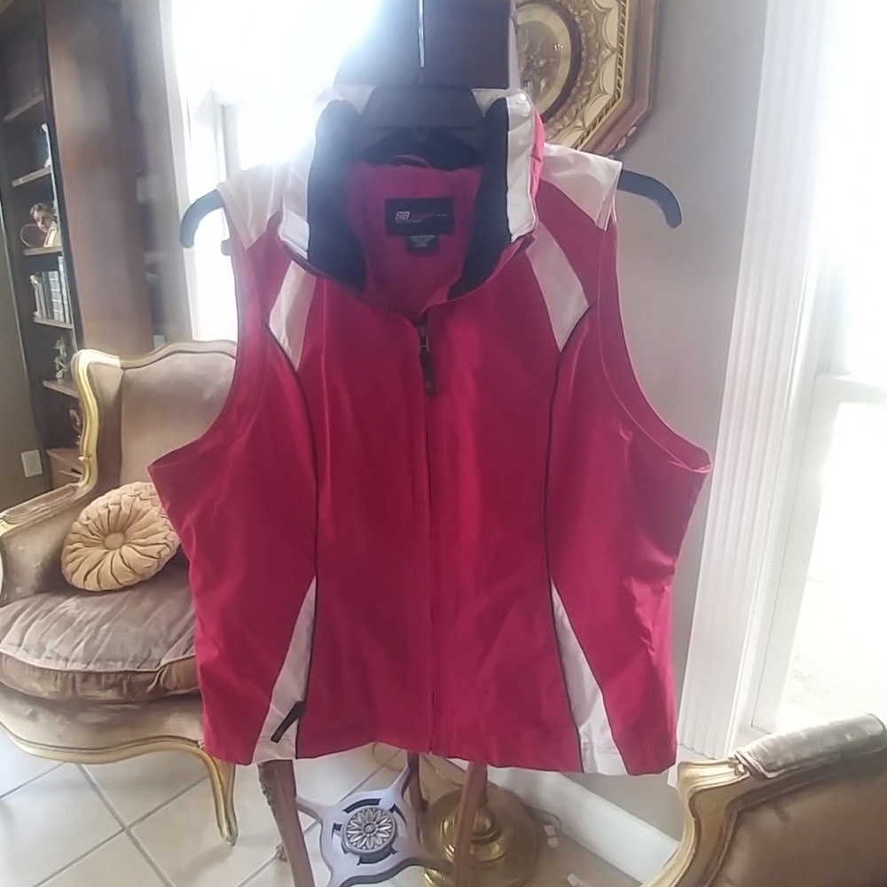 St John Bay Vest with Hood